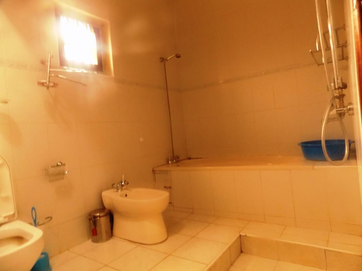 Rhino Motel Mbarara Exterior foto